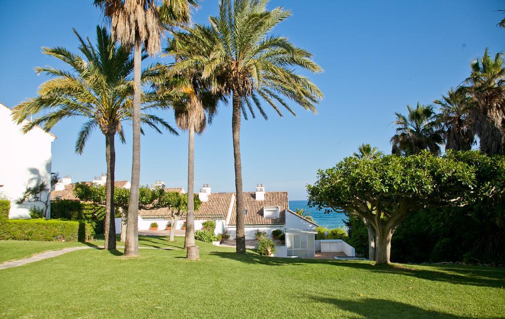 Holiday Home Clarisa Estepona Exterior photo